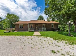 5415 M Rd, Red Bud, IL 62278