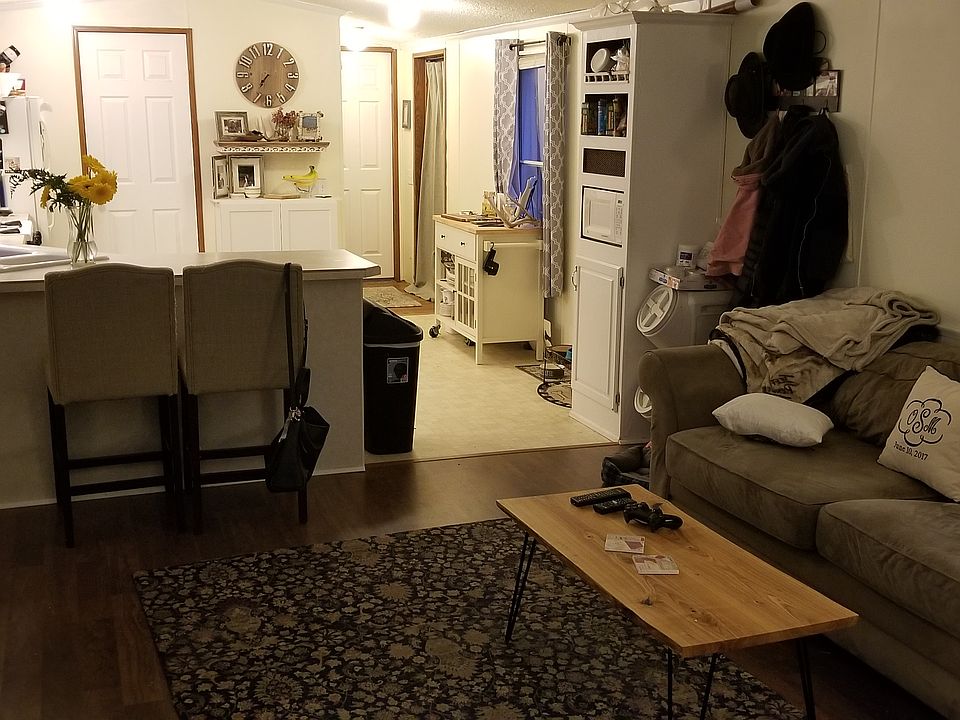 1st image of 310 Apple Ave
