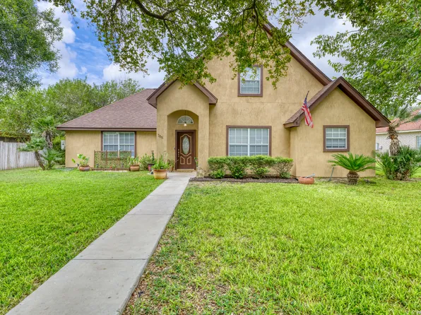 705 Sunrise Ave, Uvalde, TX 78801