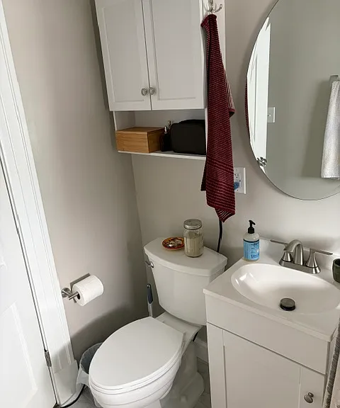Bathroom will have similar fixtures to this picture.