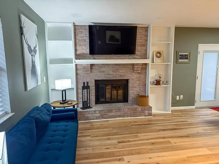 528 Beaumont Ct — Photo 10