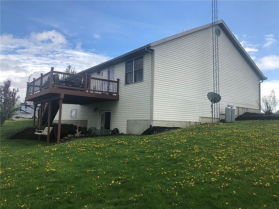 3rd image of 6590 Woodville Pike