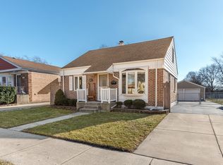 8243 45th St, Lyons, IL 60534