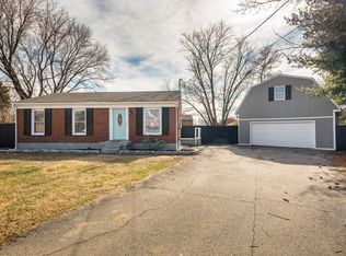 123 Lupton Ct, Louisville, KY 40229