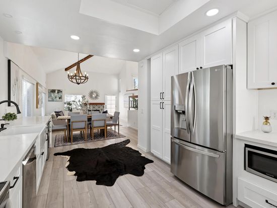 4600 Villas Dr, Bonita, CA 91902