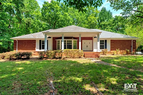 924 Forest Ln Photo 1