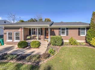 5007 Tolkien Ct, Louisville, KY 40229