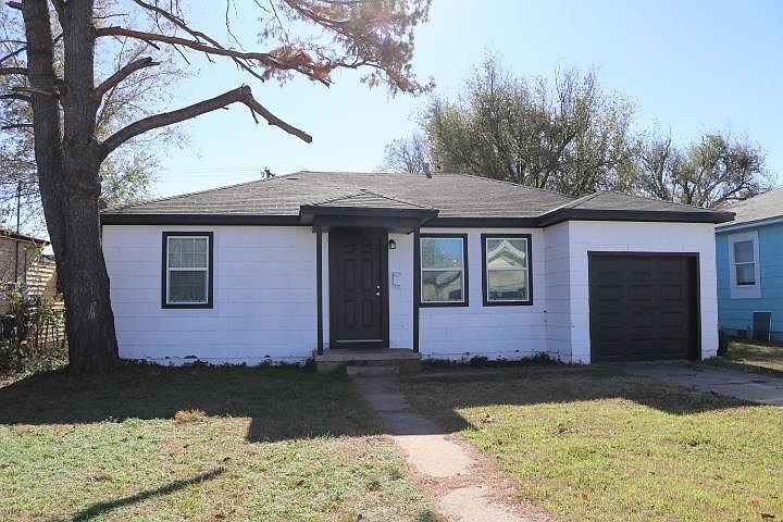 1st image of 2313 E Elm Ave