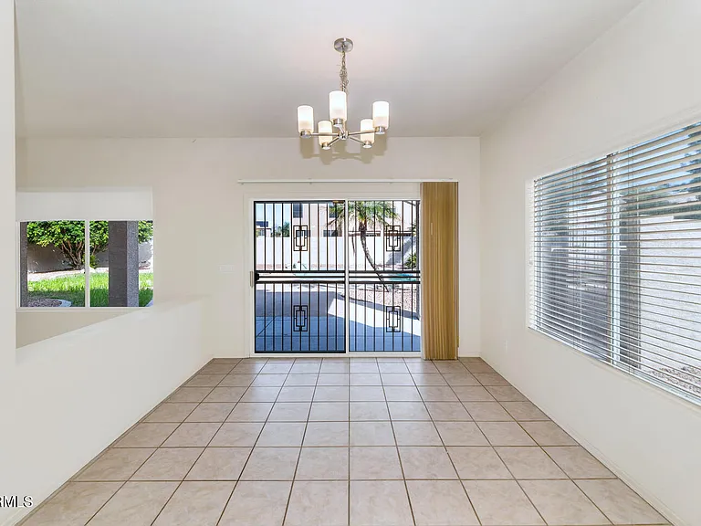 7212 W Surrey Ave — Photo 8