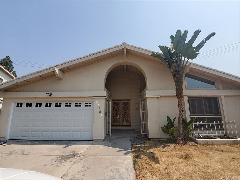 1st image of 13753 La Jara Cir