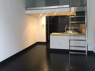 Rented by Space Marketing Shop