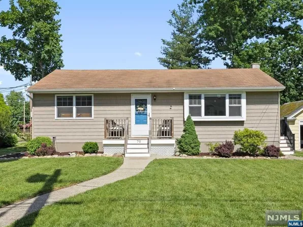 70 Maple St, Ramsey, NJ 07446