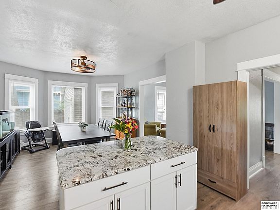 5th image of 256 N 23rd St