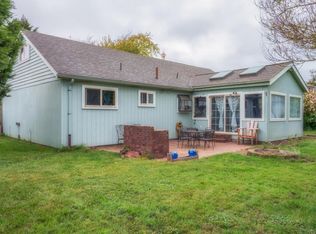 122 SE 35th St, South Beach, OR 97366