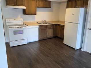 303 8th St, Perry, IA 50220