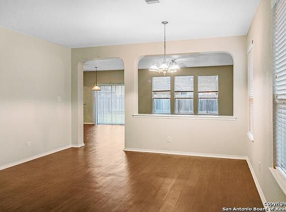3rd image of 21006 Foothill Pne