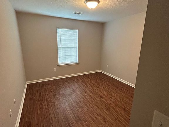 4th image of 110 Bull Bay Dr