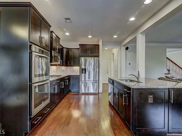 2625 Hickory Hill Dr SE — Photo 30