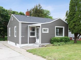 4036 Cambridge St, Des Moines, IA 50313