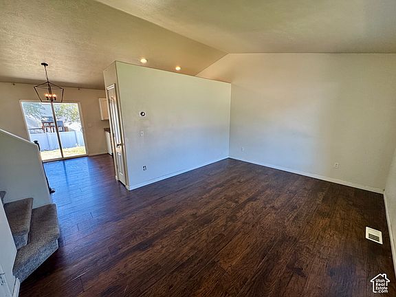 4th image of 5459 Geneva Way