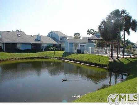 2nd image of 3789 Island Club Cir