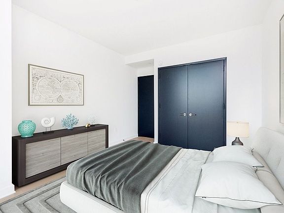 4th image of 21 W End Ave APT 3613