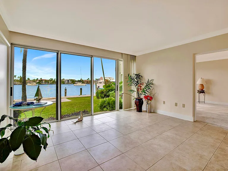 2727 Yacht Club Blvd #2A — Photo 24