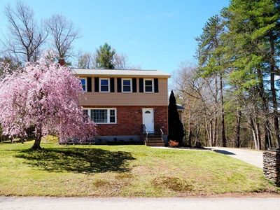 167 Karen Cir, Holliston, MA, 01746
