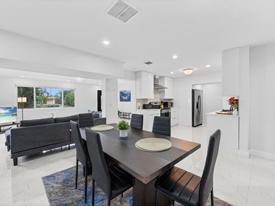 255 Glouchester Street, Boca Raton, FL, 33487