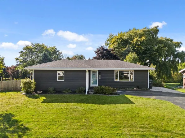 267 Michael STREET, Belgium, WI 53004