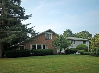 468 Fort Gray Dr, Lewiston, NY 14092