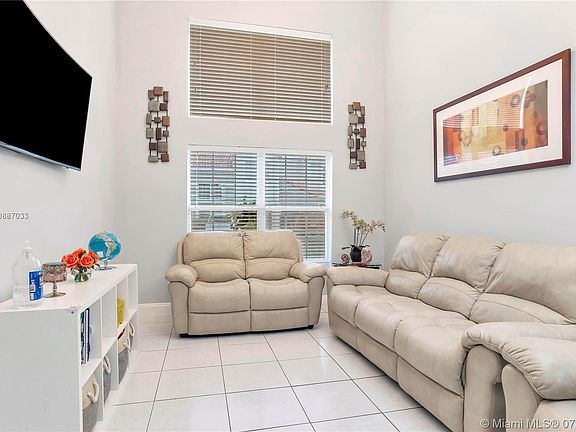 4th image of 8340 SW 23rd Ct #8340