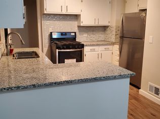 732 Concord St, Aurora, IL 60505