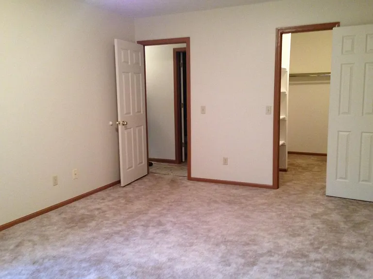 3568 Harris Ave NW — Photo 5