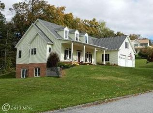 1 Picnic Ln, New Freedom, PA 17349