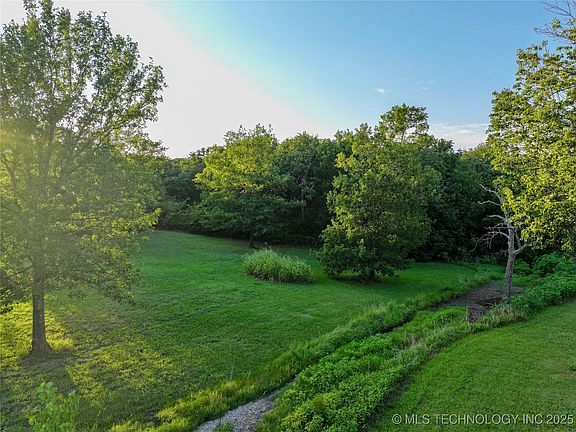 3rd image of 21793 N County Road 3384