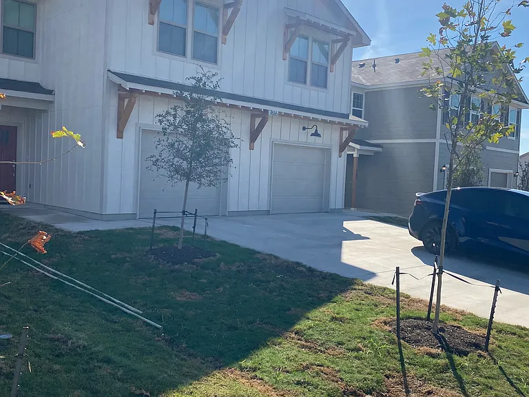 7613 Briarwood Dr — Photo 10