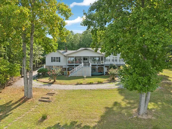 914 Honaker Rd, Blairsville, GA 30512