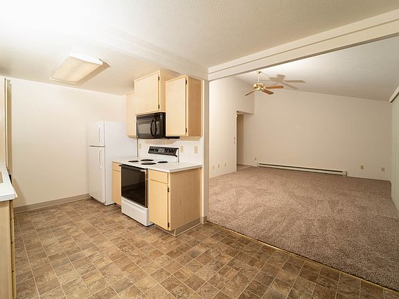 5th image of 925 E Sharpsburg Ave #301