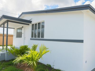 320 W 13th St, Hialeah, FL, 33010