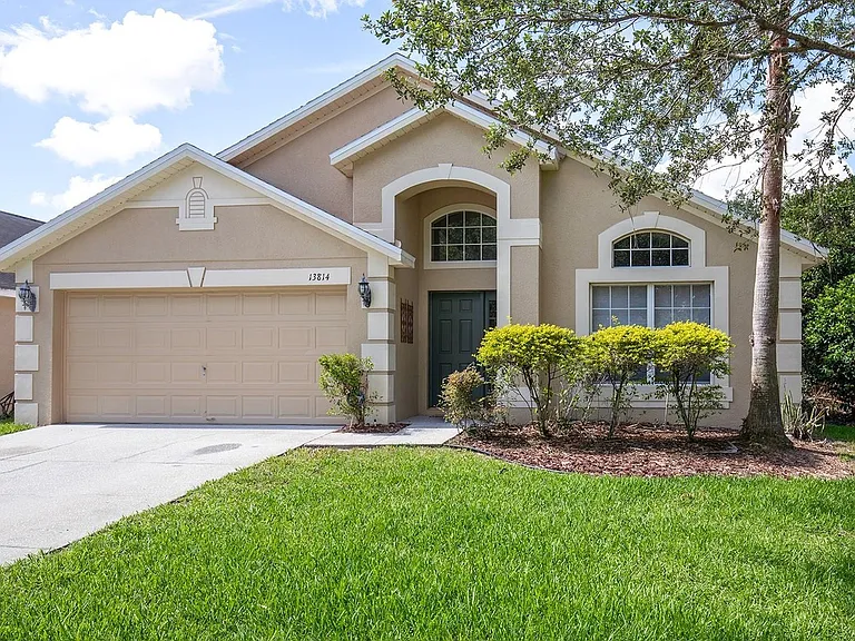 13814 Mirror Lake Dr — Photo 1