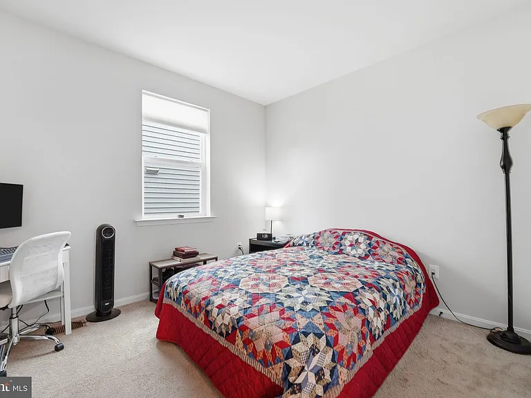 615 Clover Ln — Photo 27