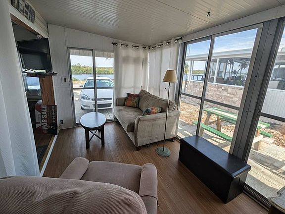 4th image of 2206 Chaney Dr #353