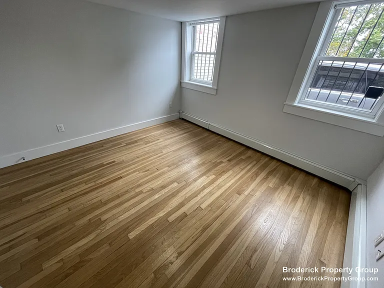 35 South St #B4 — Photo 14