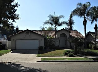 215 Mark Twain Ave, Tulare, CA