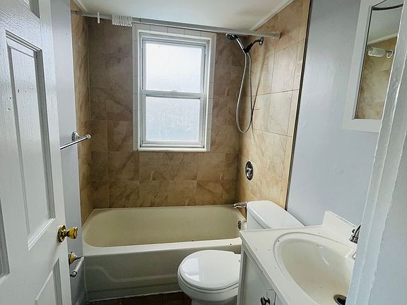 4th image of 5 Cumberland St #3