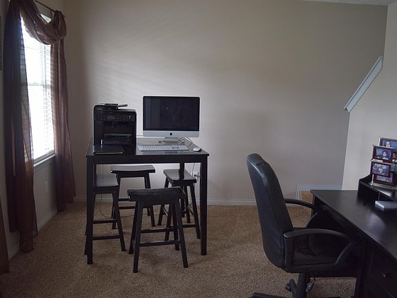 5th image of 305 Mason Springs Dr