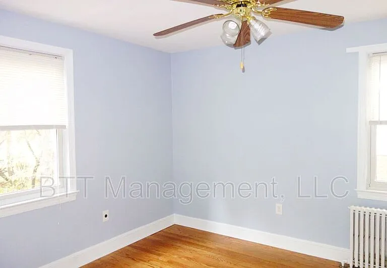 8206 Greenwood Ave #5 — Photo 8