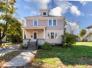 1878 Middlesex St, Lowell, MA 01851