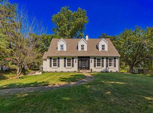 124 E Mill Rd, Evansville, IN 47711